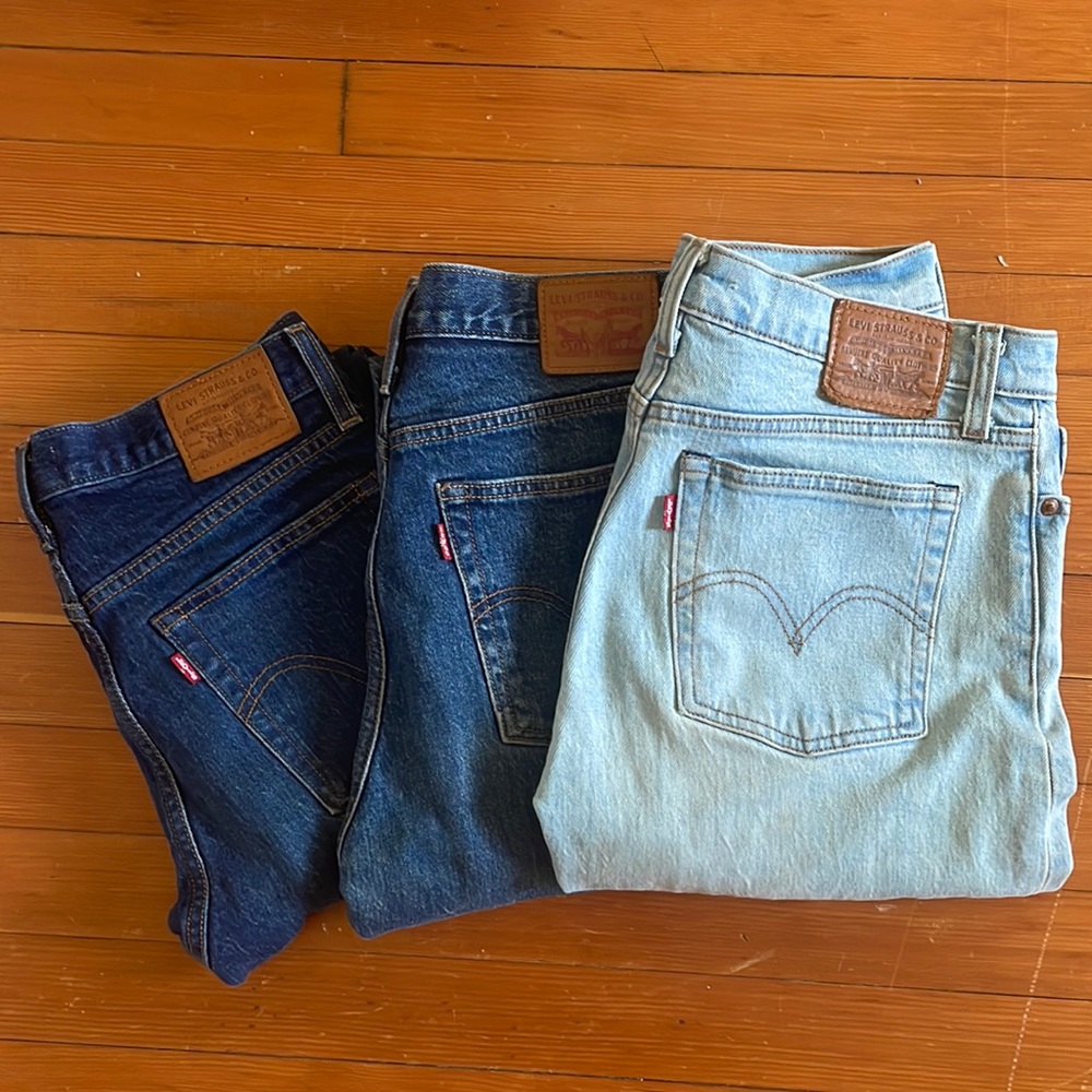 Lot of 3 Levi’s Wedgie Jeans size 27